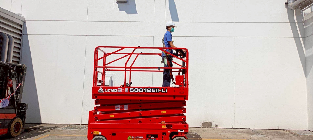 LINE_ALBUM_หลักสูตรรถกระเช้า X-Lift และ Boom Lift_250828_33.jpg - หลักสูตรรถกระเช้า X-Lift และ Boom Lift